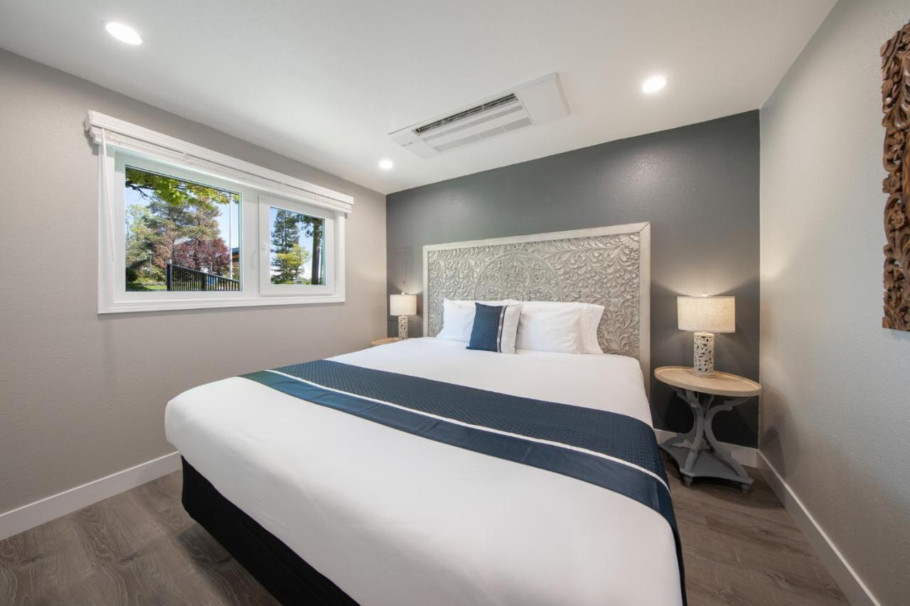 High Point Guesthouse - Next To Seattle Chinese Garden Экстерьер фото